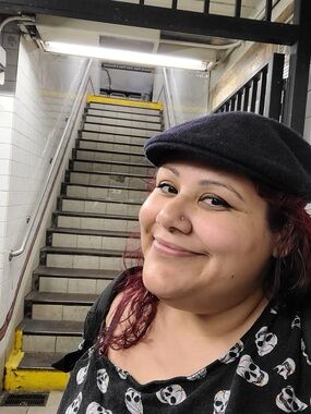 Meet your Posher, Crystal